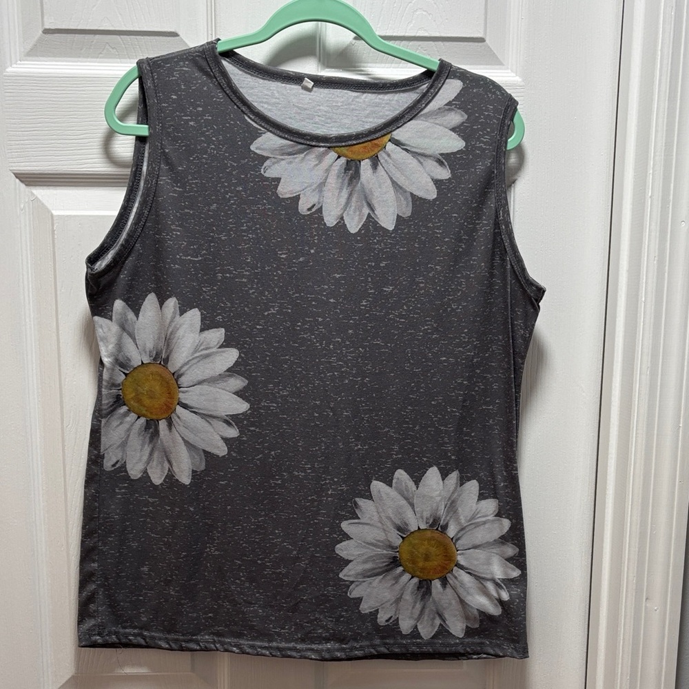 Floral Gray Sleeveless Top